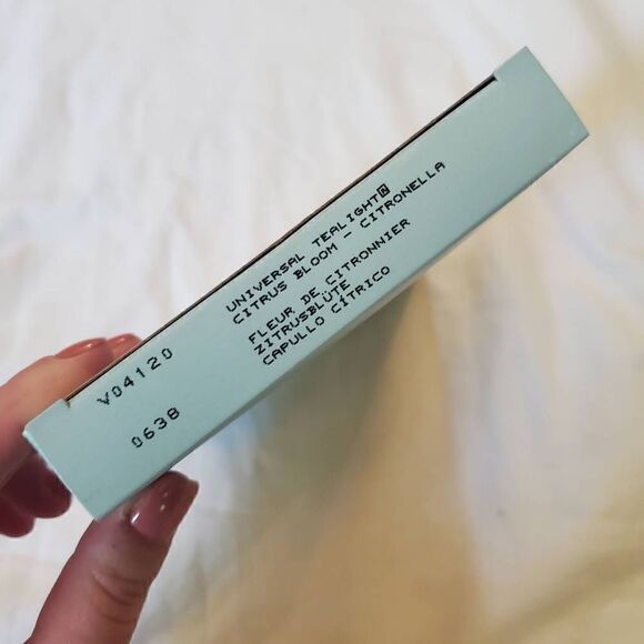 NEW PartyLite 12 pack Citrus Bloom Tealights - Picture 2 of 4